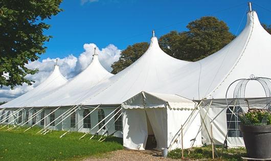 portable toilets arranged for a event, providing quick and easy access for attendees in Fairburn